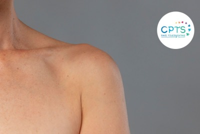 gros plan épaule dénudée